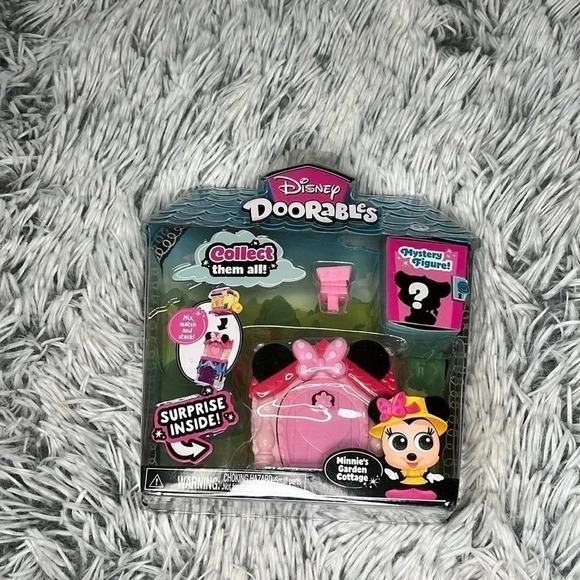 𝅺DISNEY Doorables Minnie's Garden Cottage Mini House Surprise Mystery Pack - Picture 1 of 4